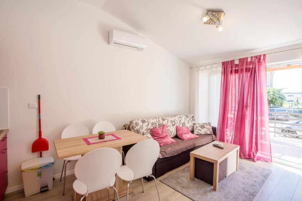 Apartman Cone بولا المظهر الخارجي الصورة